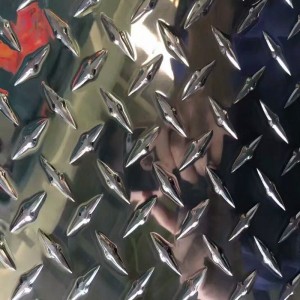 plaque en aluminium de bande de roulement cinq barres 3003 bobine / feuille en aluminium gaufrées